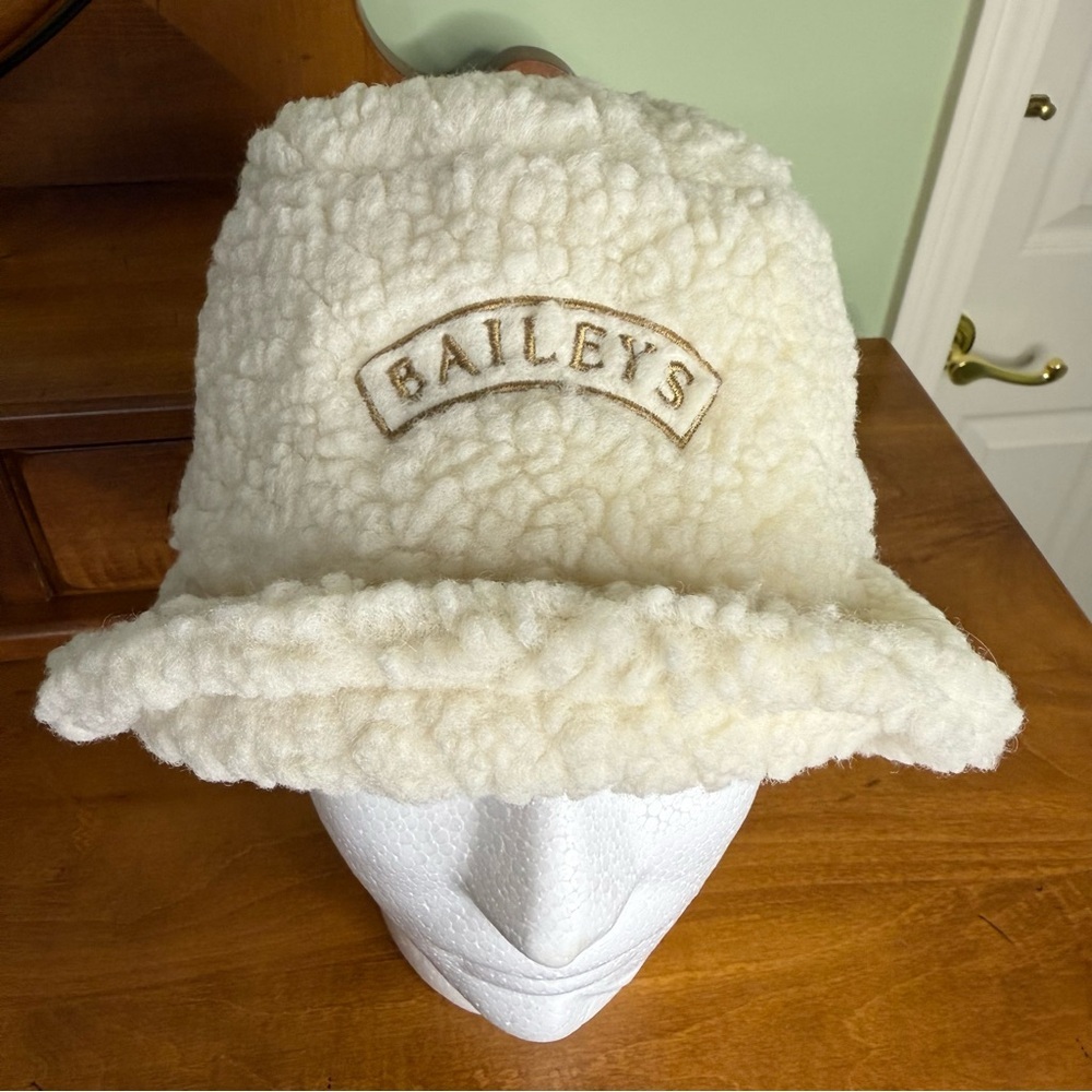 Baileys vintage shearling Sherpa bucket hat cream lining logo - Picture 11 of 11